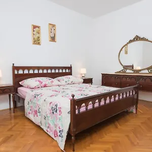  Apartment Dzeki Kroatien